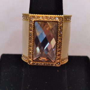 Cream Colored and Gold Fashion Ring, Size 8